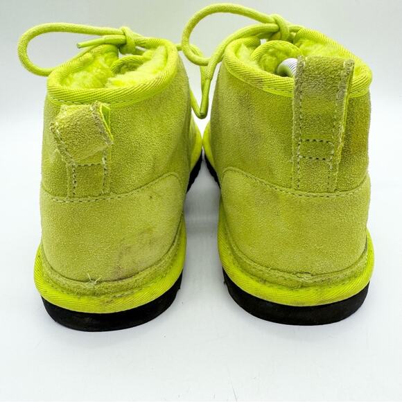 UGG MEN Neon Green Chukka Boots - Picture 8 of 14